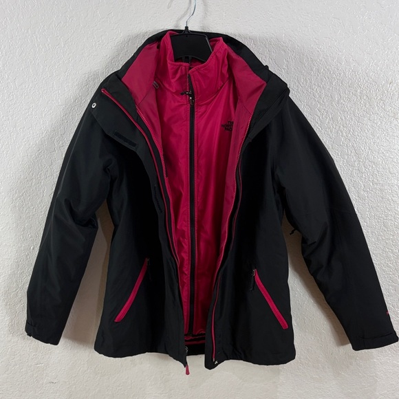 The North Face,Size L,Women's Black and Pink Jacket - Picture 15 of 17